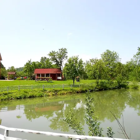 Pensiunea Izisoara Resort Izaszacsal